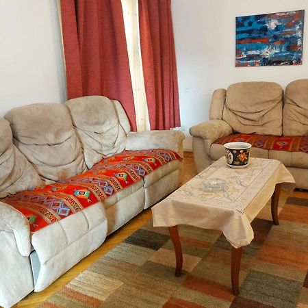 Jessy Lovely Apartment In Heliopolis Cairo Exterior foto